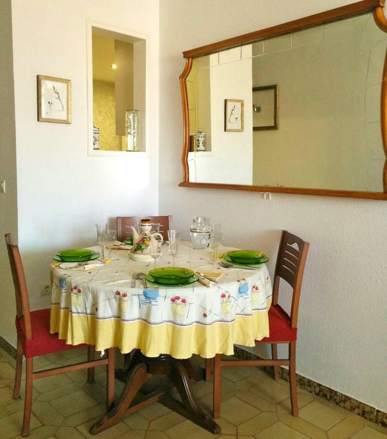 Cozy Apartment Near To Beach, 5 Pax, Calella Exteriör bild